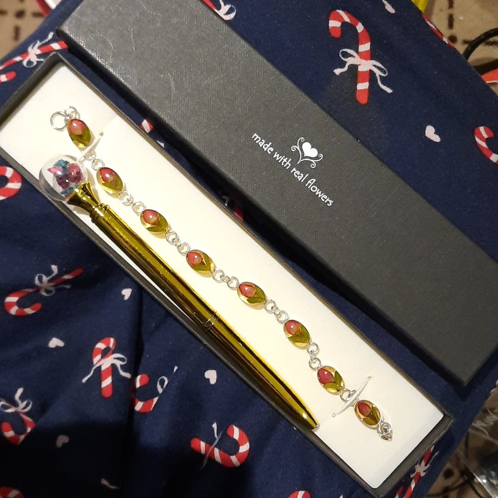 Genuine Sterling Silver Tennis Bracelet Real Roses 🌹incased 👀Matching Earrings